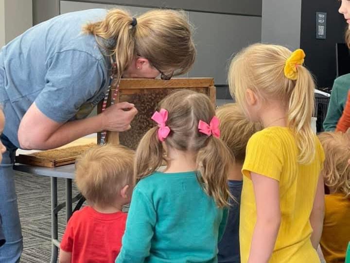 AllredBees education and beekeeping demonstrations